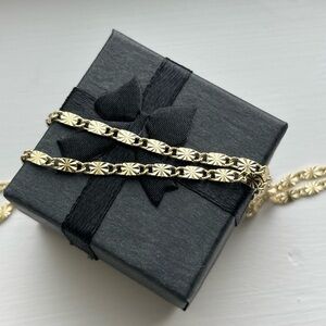 NWT Gold Plated Textured Chain Necklace Minimalist Vintage Style Valentino